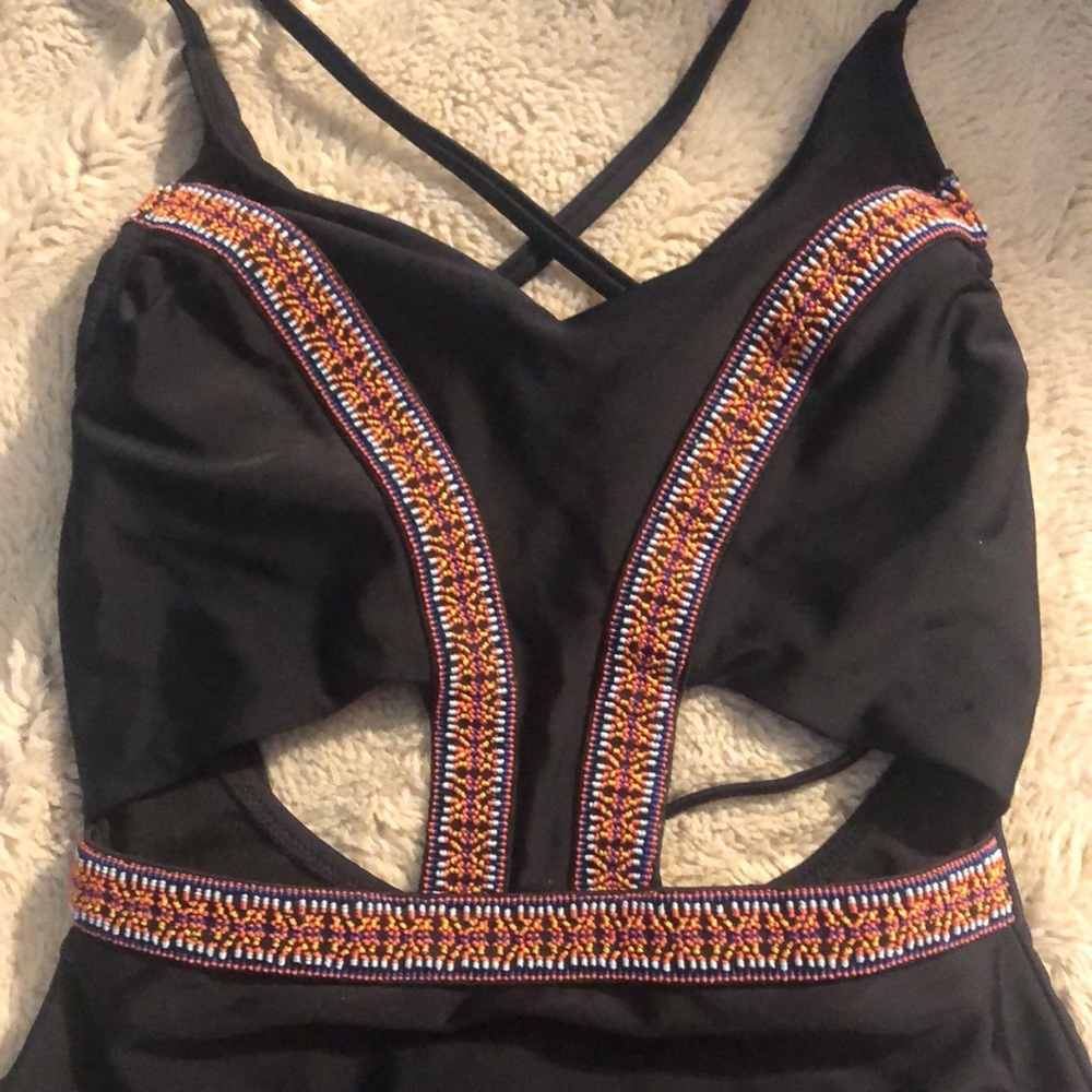 🔹4 for $30 NWOT Xhilaration Black Cut Out One Piece, size XS - Picture 2 of 6